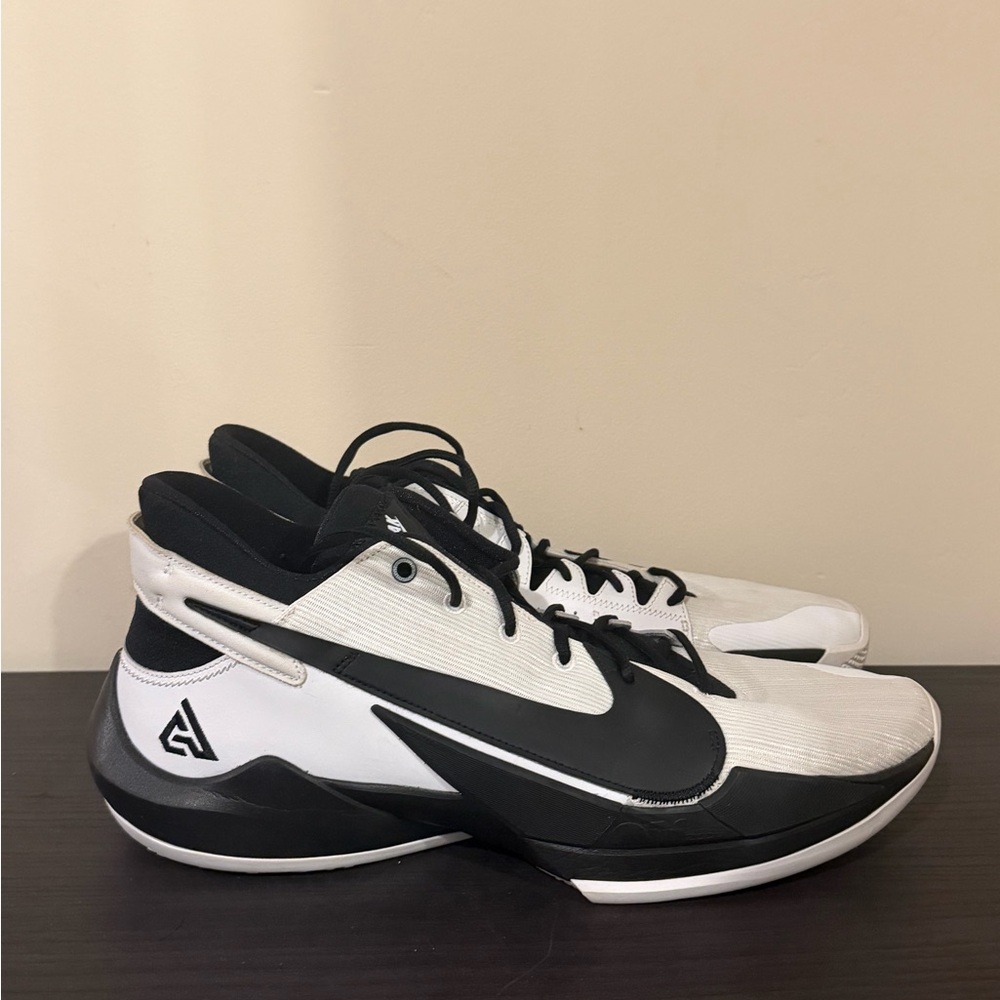 Nike Zoom Freak 2 White and Black
